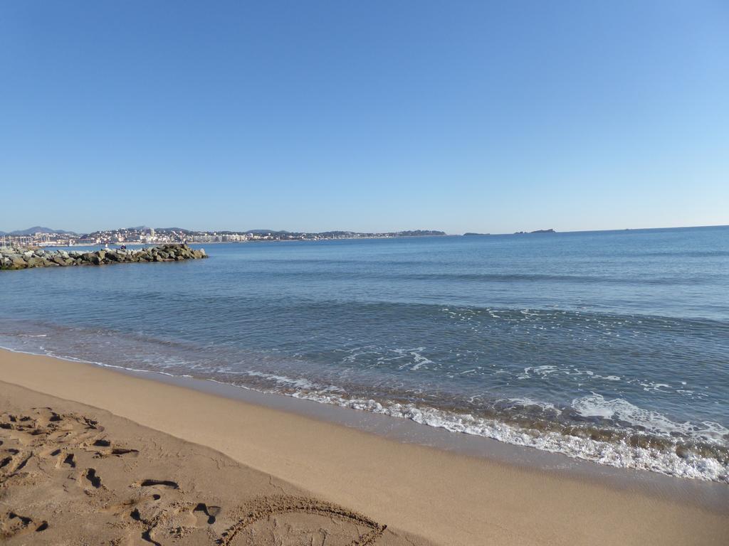 Les Enganes Apartment Frejus Ngoại thất bức ảnh