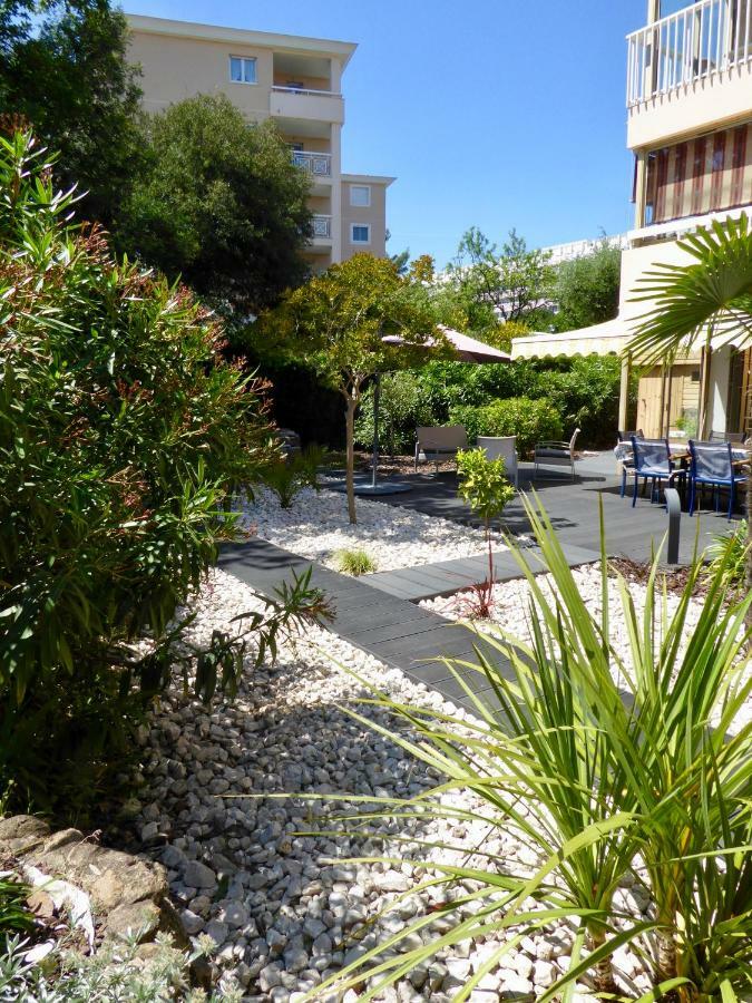 Les Enganes Apartment Frejus Ngoại thất bức ảnh